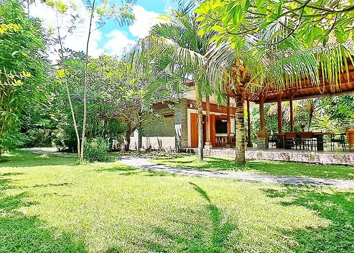 Séjour chez l'habitant Le Petit Leon "authentic Traditional Wooden House" Pabean Buleleng